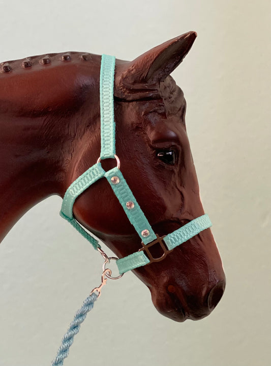 Sea Salt - Traditional Breyer Model Horse Halter & Leadrope Set