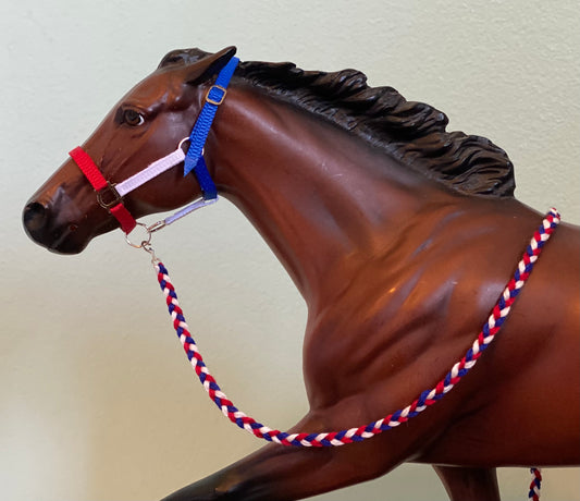 America - Traditional Breyer Model Horse Halter & Leadrope Set