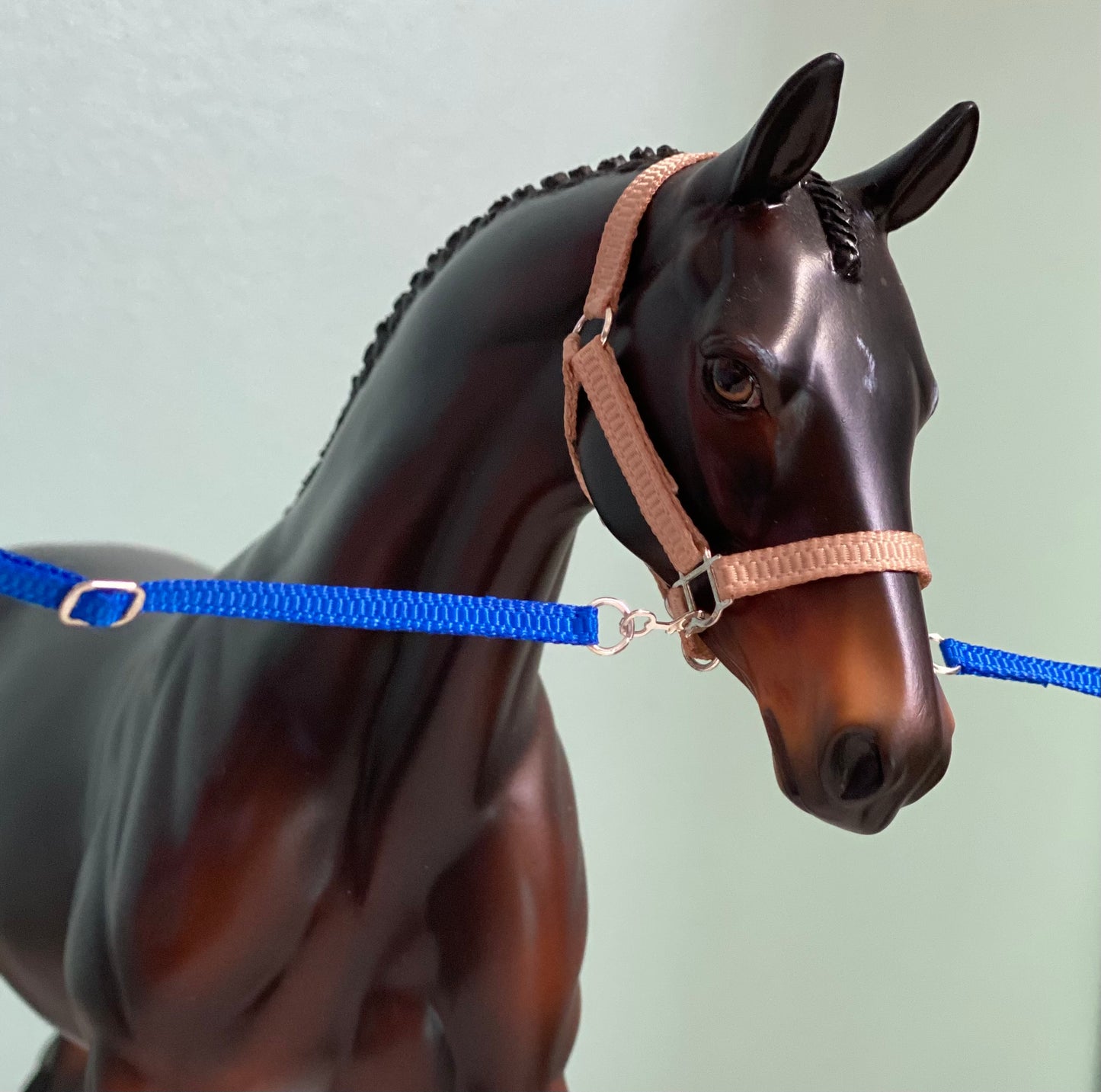 Breyer Model Horse Adjustable Cross Ties - Set of 2