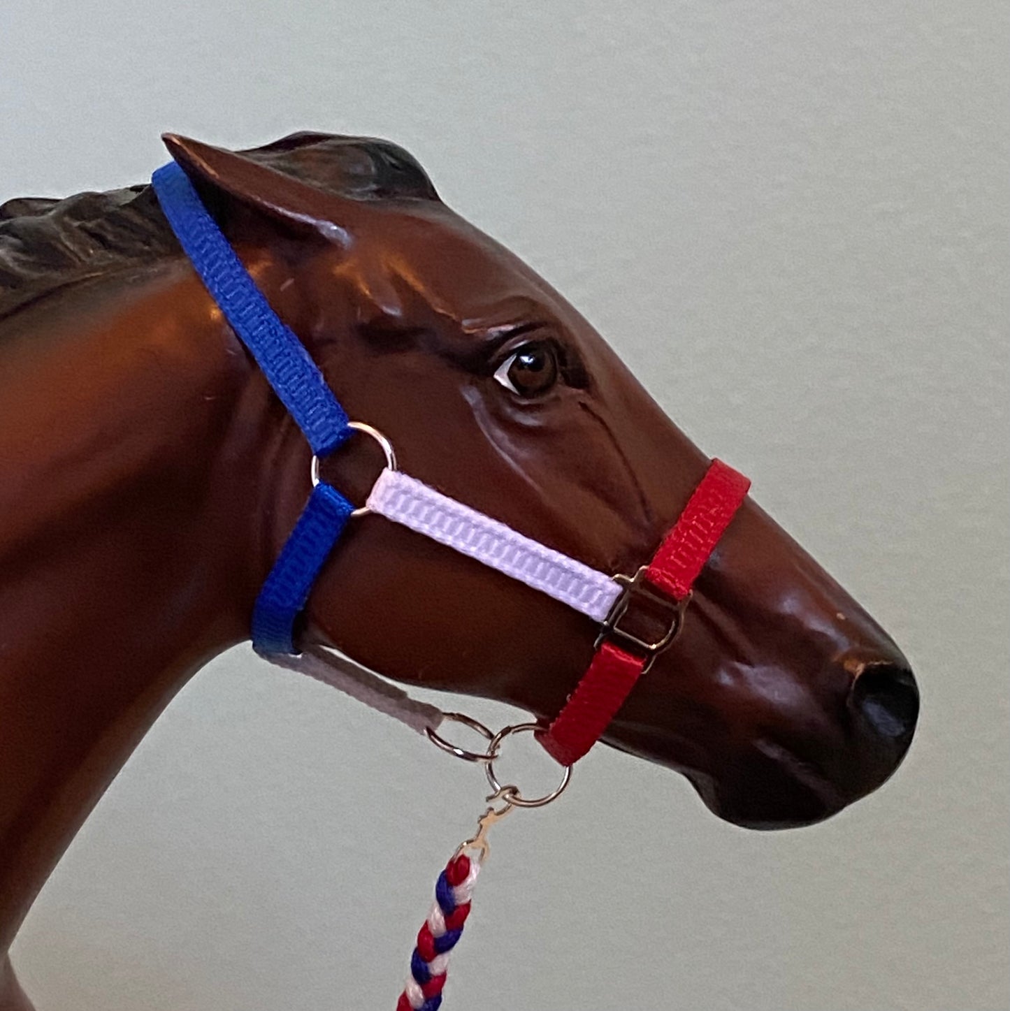 America - Traditional Breyer Model Horse Halter & Leadrope Set